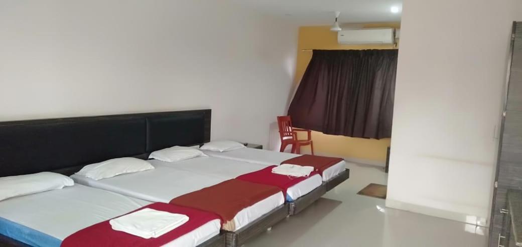 Iroomz Hoysala Residency Bellary Exterior photo